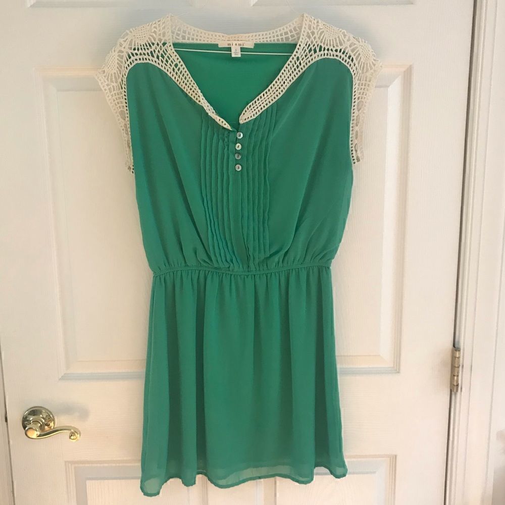 Miami green boho dress cap sleeve cream lace small